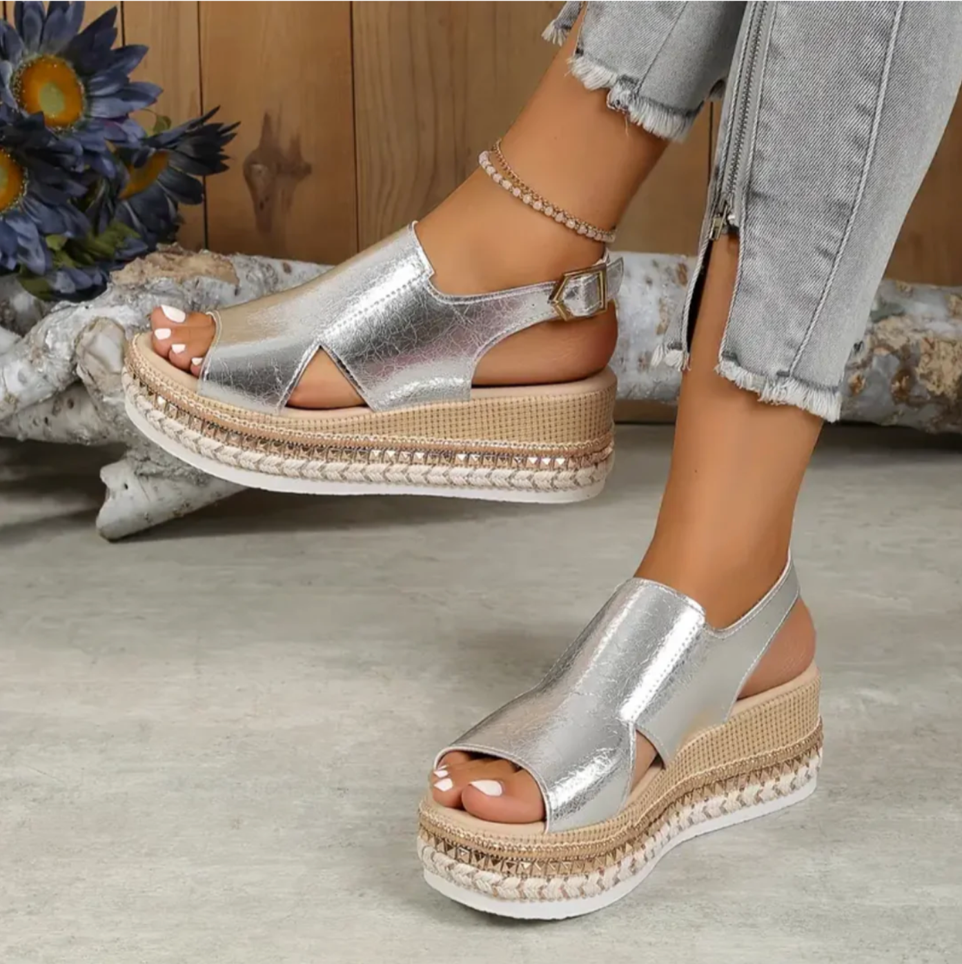 Noémi™ | Elegant and Supportive Design Sandals