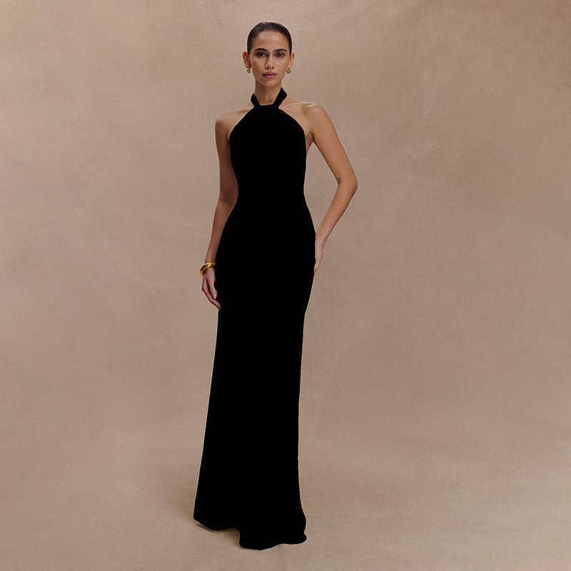 Vaselyna | Curvy Halter Silk Dress