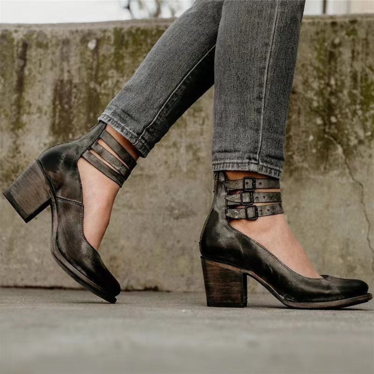 Nola™ | Minimalist Leather Sandal