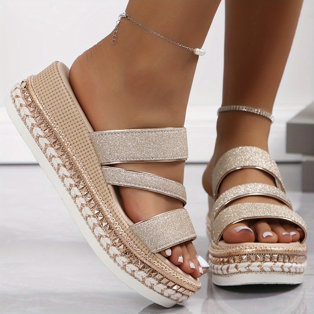 Lindy™ | Comfortable Sandals