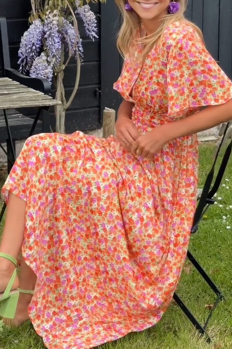 Robe longue élégante avec décolleté en V