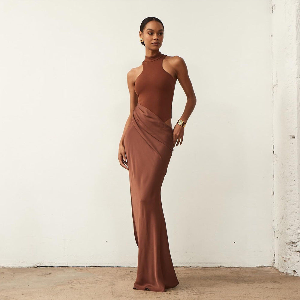 Beres - Zwarte satijnen maxi-jurk met tanktop