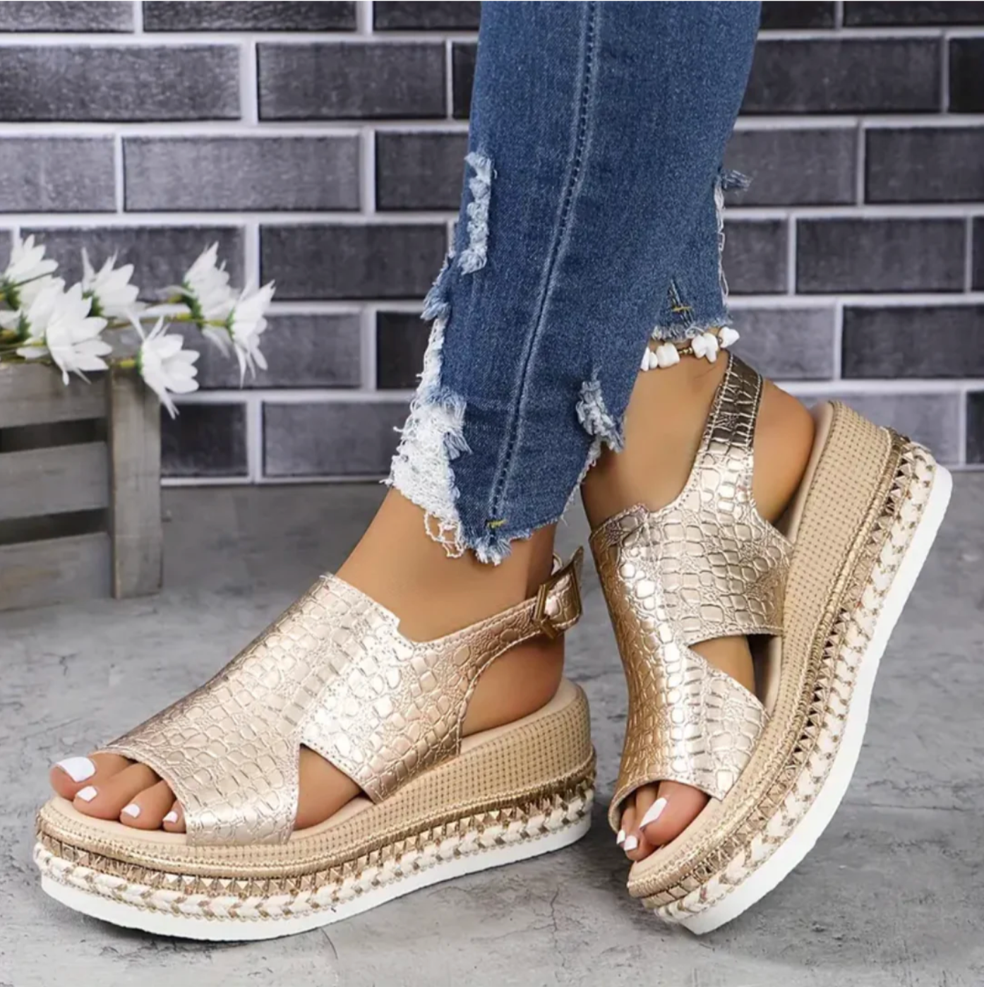Noémi™ | Elegant and Supportive Design Sandals